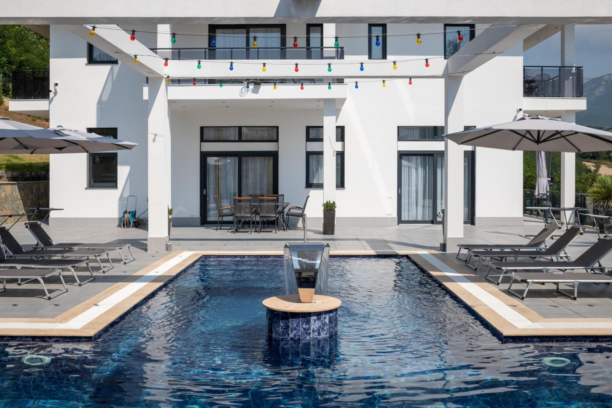 White House Radac Peja Bed & Breakfast Eksteriør bilde